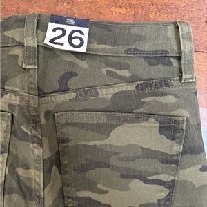 Gap True Skinny High Rise Stretch Jeans (Camo)